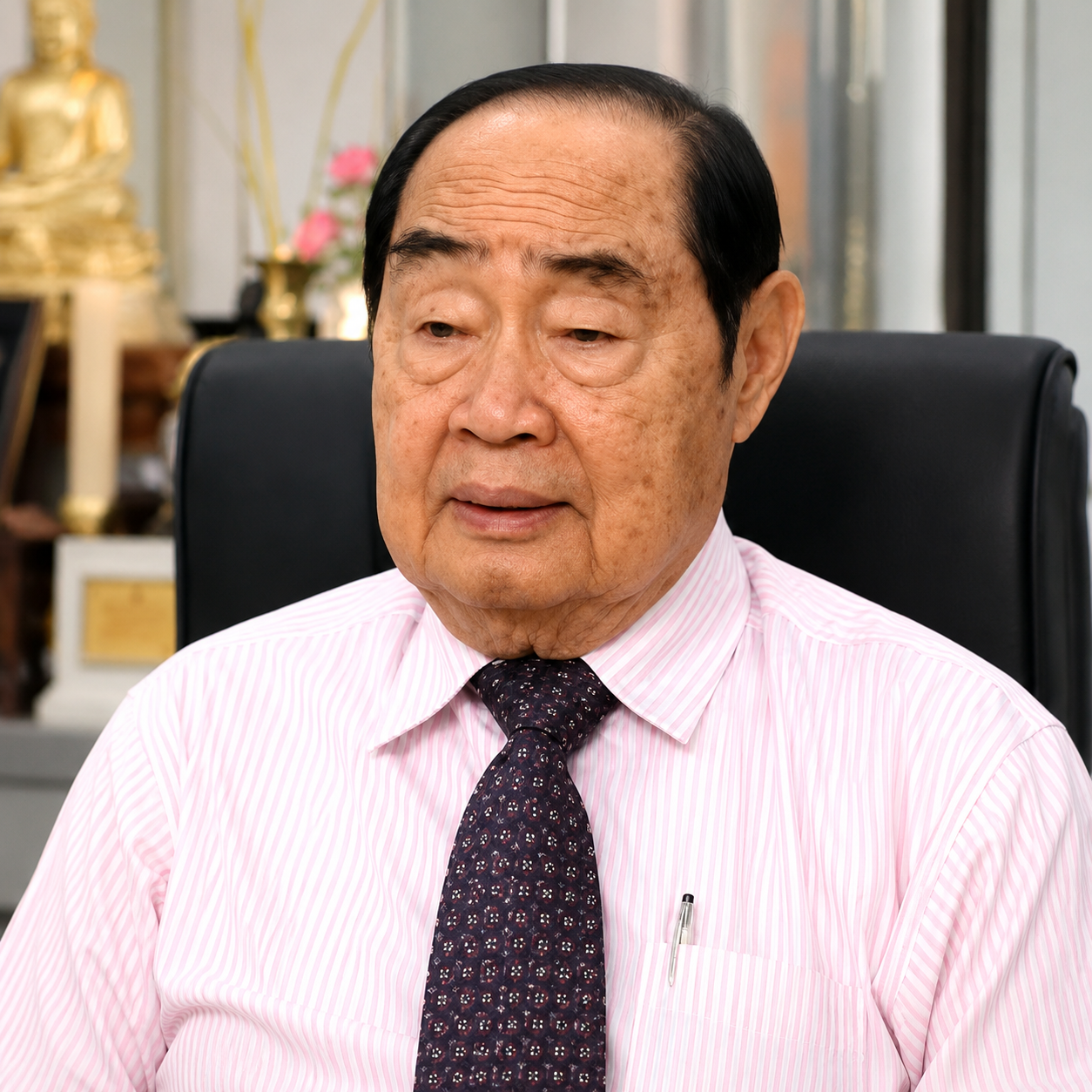 ศาสตราจารย์เกียรติคุณ นายแพทย์มุกดา ตฤษณานนท์